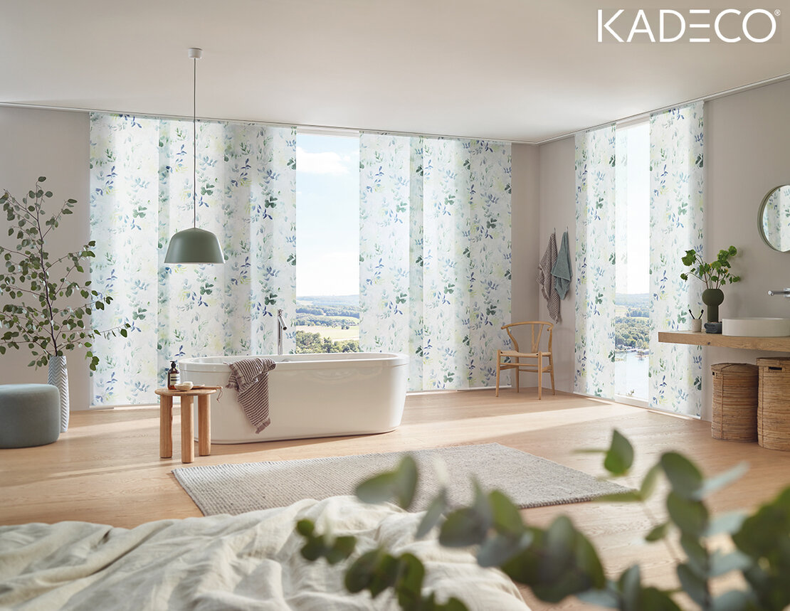 Jalousien in modernem Wohnraum